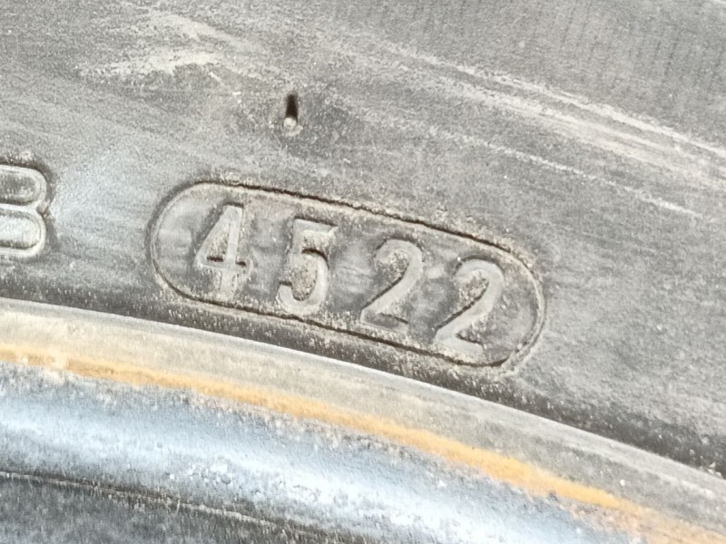 Recambio de neumatico para » otros... modelos referencia OEM IAM   