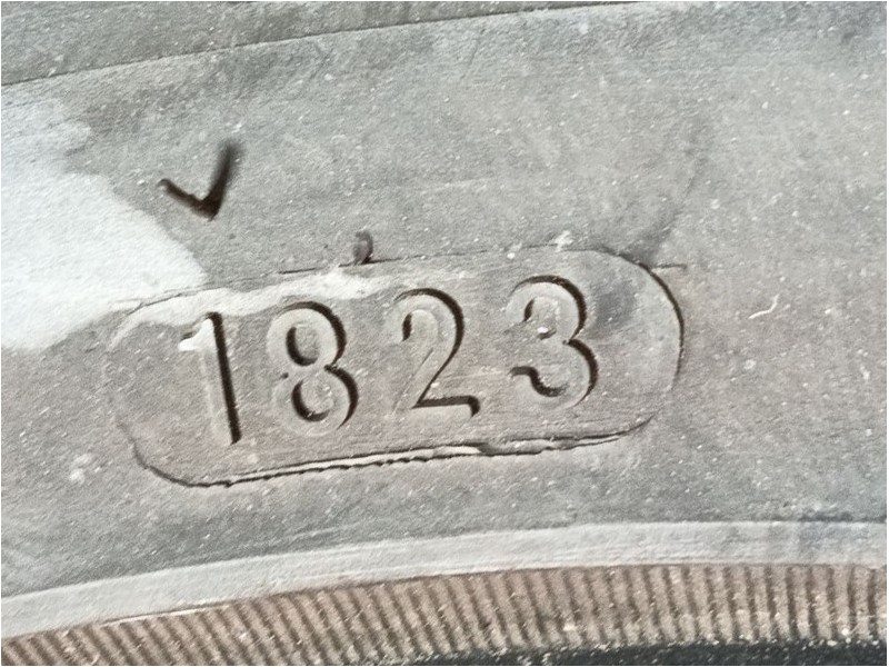 Recambio de neumatico para » otros... modelos referencia OEM IAM   