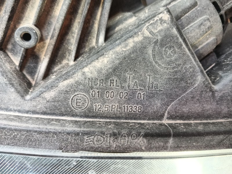 Recambio de faro izquierdo para renault express furgoneta/monovolumen 1.5 blue dci 75 (f6aa) referencia OEM IAM   