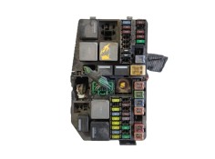 Recambio de caja fusibles delantera para ford mondeo iii (b5y) 2.0 tdci referencia OEM IAM   