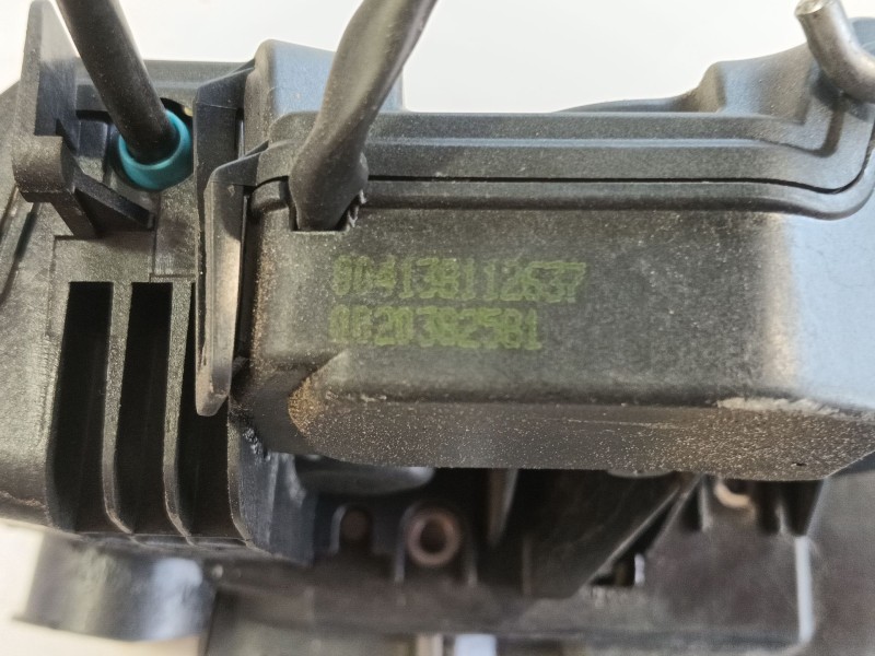 Recambio de cerradura puerta delantera derecha para mercedes-benz clase c (w203) c 220 cdi (203.006) referencia OEM IAM 20372004