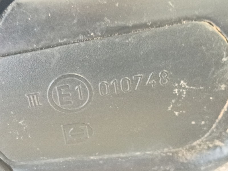 Recambio de retrovisor derecho para bmw 5 (e60) 525 d referencia OEM IAM  010748 