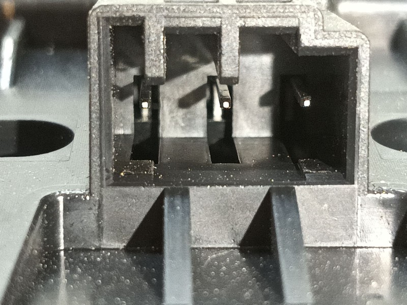 Recambio de mando elevalunas delantero izquierdo para land rover discovery sport (l550) 2.0 d referencia OEM IAM LR180661  