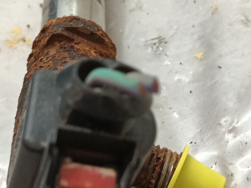 Recambio de inyector para ford tourneo custom v362 autobús (f3) 2.0 ecoblue referencia OEM IAM 2672673  