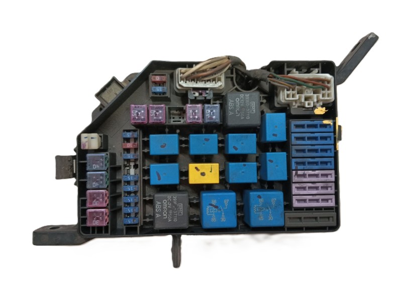 Recambio de caja fusibles delantera para hyundai tucson (jm) 2.0 crdi referencia OEM IAM   