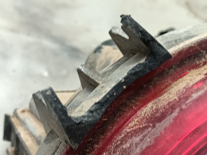 Recambio de piloto trasero izquierdo para kia k2500 caja/chasis (sd) 2.5 d referencia OEM IAM   