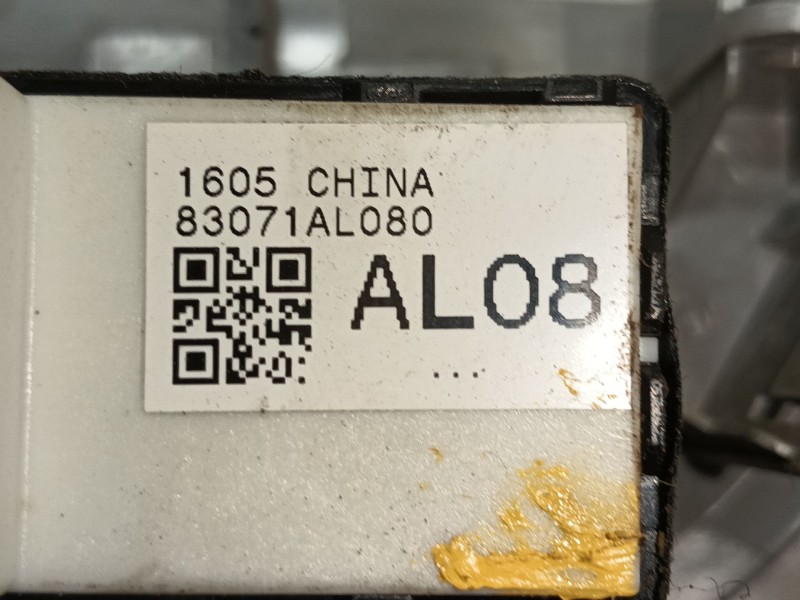 Recambio de mando elevalunas trasero derecho para subaru outback (bs) 2.0 d awd (bsd) referencia OEM IAM 83071AL080 94263AL200 