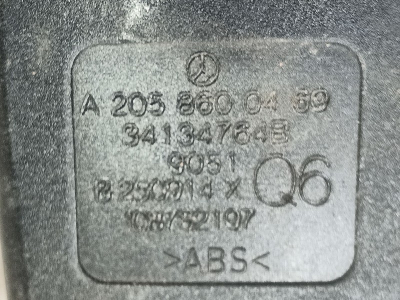 Recambio de enganche cinturon trasero central para mercedes-benz clase c (w205) c 180 bluetec / d (205.036) referencia OEM IAM  