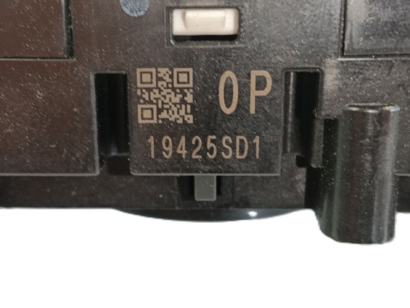 Recambio de mando multifuncion para nissan qashqai ii (j11, j11_) 1.3 dig-t referencia OEM IAM   