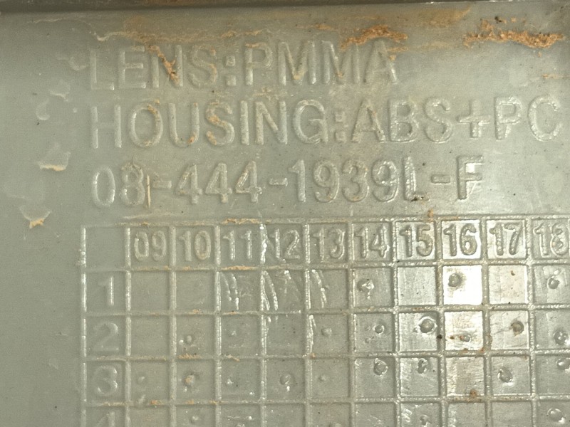 Recambio de piloto trasero izquierdo para bmw x5 (e70) 3.0 d referencia OEM IAM 63217200817  