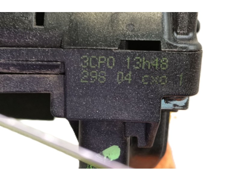 Recambio de cerradura puerta trasera izquierda para renault modus / grand modus (f/jp0_) 1.4 (jp01, jp0j) referencia OEM IAM 820