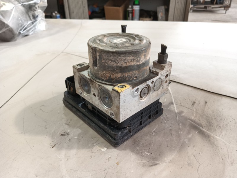 Recambio de abs para peugeot 2008 ii (ud_, us_, uy_, uj_, ur_, uc_) 1.2 puretech 130 referencia OEM IAM 1693688280  