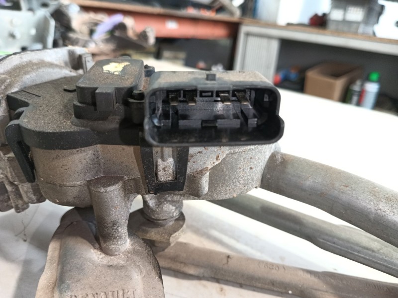 Recambio de motor limpia delantero para renault megane ii (bm0/1_, cm0/1_) 1.6 16v (bm0c, cm0c) referencia OEM IAM 8200036921 / 