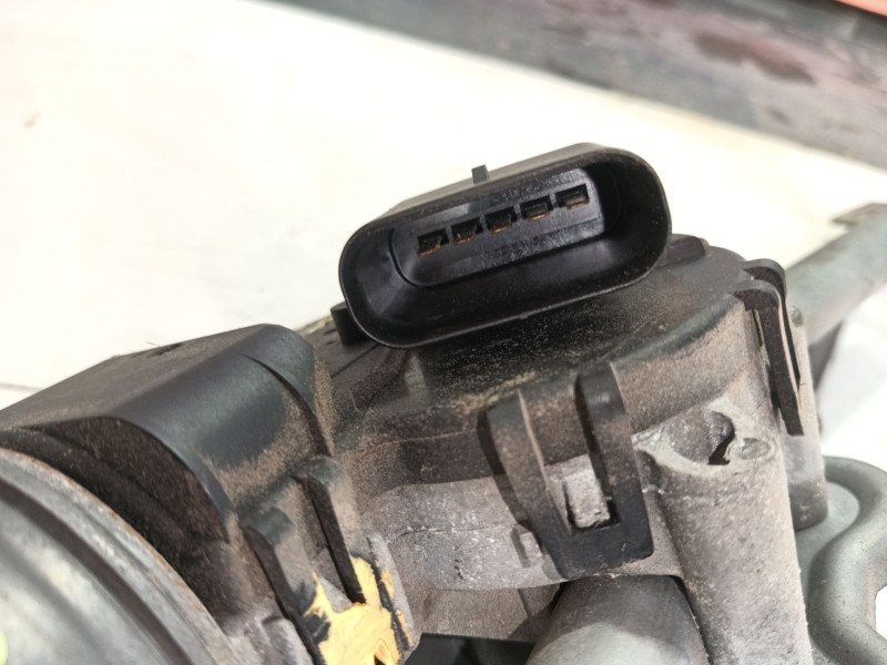 Recambio de motor limpia delantero para ford mondeo iii (b5y) 2.0 tdci referencia OEM IAM 1229139  