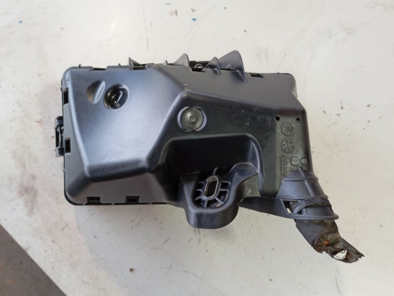 Recambio de caja fusibles delantera para volkswagen id.4 (e21) pro eléctrico referencia OEM IAM   
