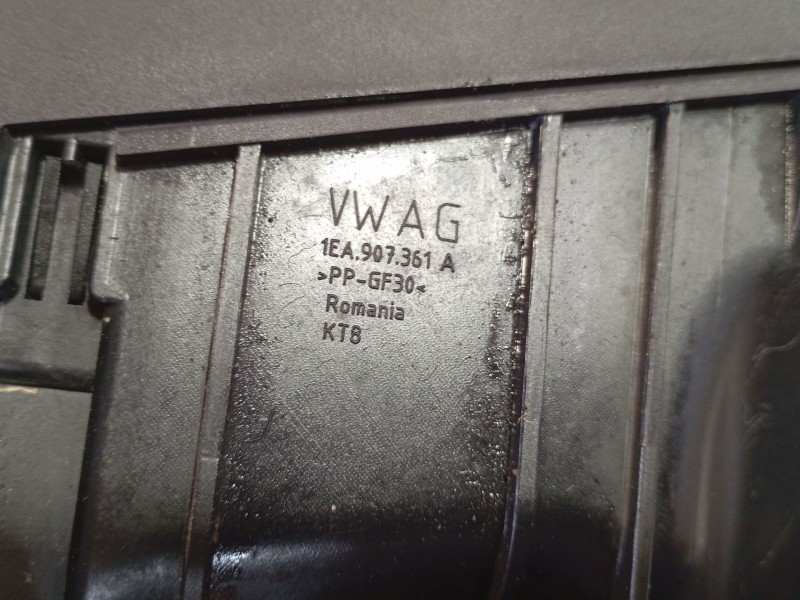 Recambio de caja fusibles delantera para volkswagen id.4 (e21) pro eléctrico referencia OEM IAM   