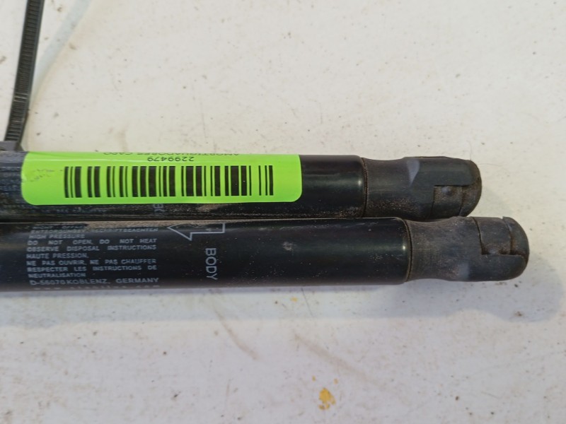 Recambio de amortiguadores capo para land rover range rover sport ii (l494) 4.4 sdv8 4x4 referencia OEM IAM   