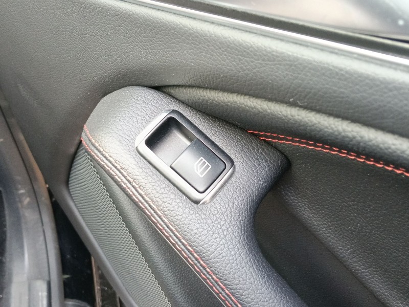 Recambio de mando elevalunas trasero derecho para mercedes-benz cla coupé (c117) cla 250 4-matic (117.351) referencia OEM IAM 20