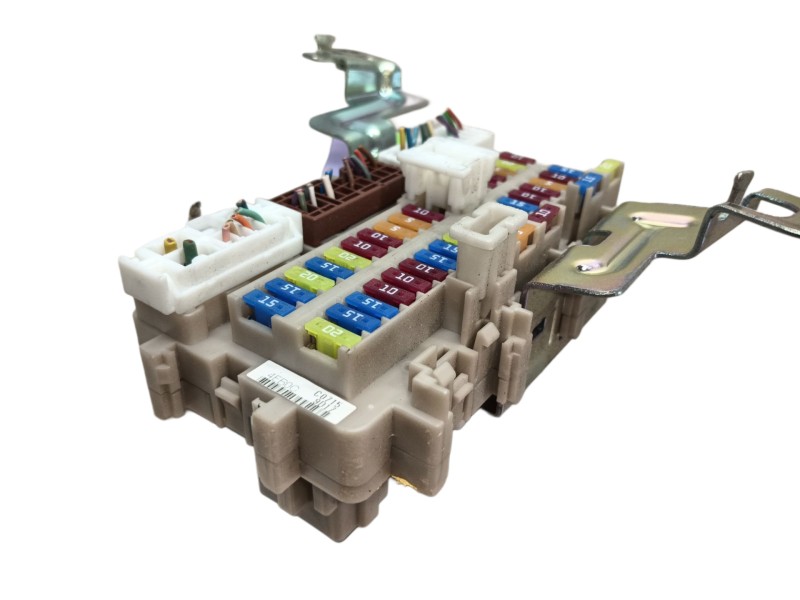 Recambio de caja reles / fusibles para nissan qashqai ii (j11, j11_) 1.3 dig-t referencia OEM IAM   