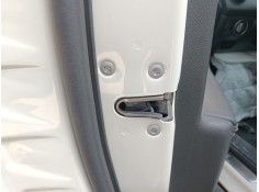 Recambio de cerradura puerta delantera izquierda para mercedes-benz clase gla (x156) gla 220 d (156.903) referencia OEM IAM A166 2