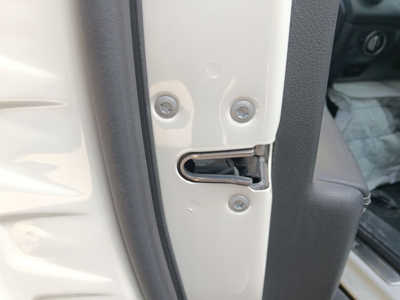 Recambio de cerradura puerta delantera izquierda para mercedes-benz clase gla (x156) gla 220 d (156.903) referencia OEM IAM 1667