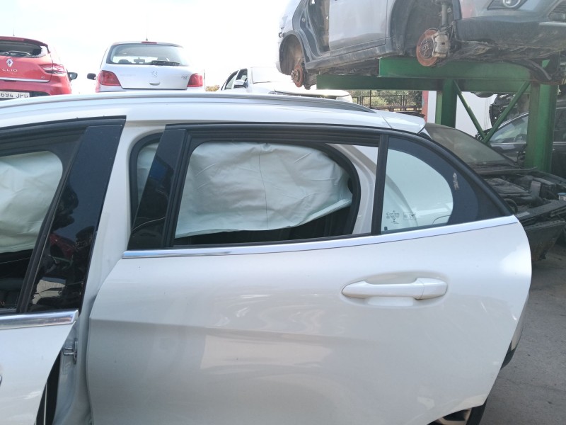 Recambio de elevalunas trasero izquierdo para mercedes-benz clase gla (x156) gla 220 d (156.903) referencia OEM IAM 1767303800  