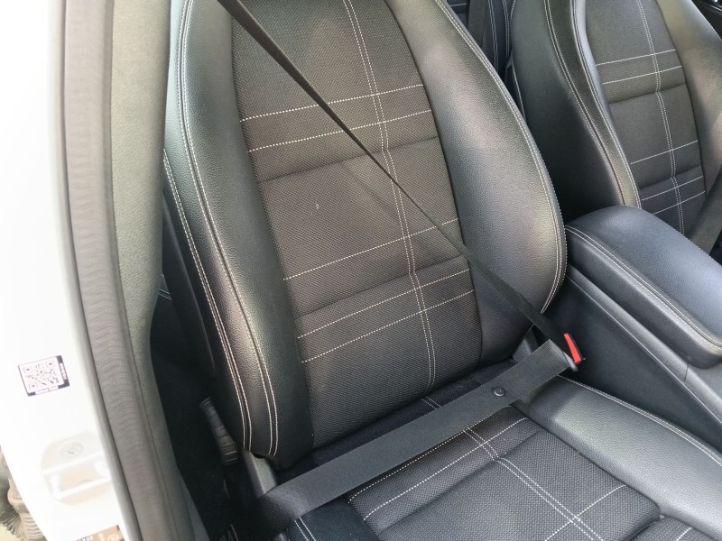 Recambio de cinturon seguridad delantero derecho para mercedes-benz clase gla (x156) gla 220 d (156.903) referencia OEM IAM 1768