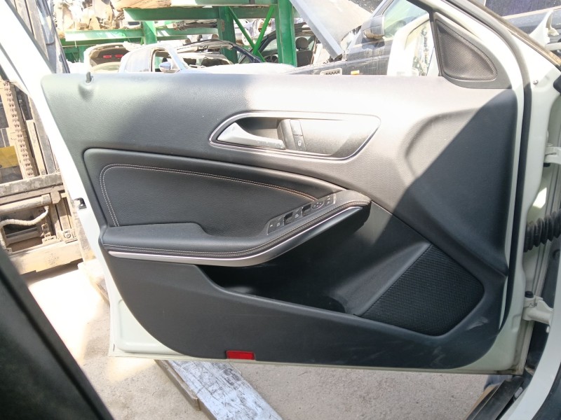 Recambio de guarnecido puerta delantera izquierda para mercedes-benz clase gla (x156) gla 220 d (156.903) referencia OEM IAM   
