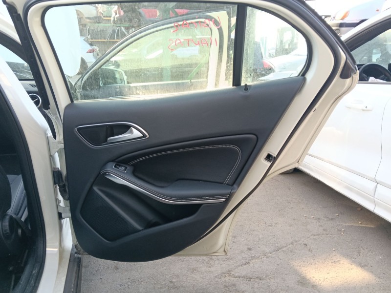 Recambio de guarnecido puerta trasera derecha para mercedes-benz clase gla (x156) gla 220 d (156.903) referencia OEM IAM   