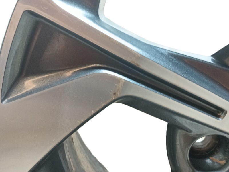 Recambio de llanta para kia xceed (cd) 1.0 t-gdi referencia OEM IAM   