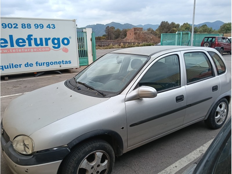 opel corsa b (s93) del año 1999