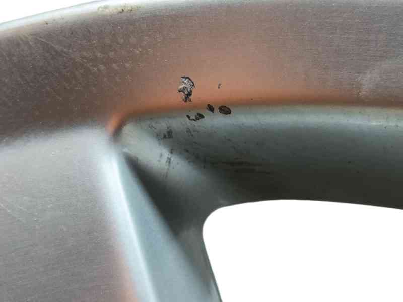 Recambio de llanta para land rover range rover sport i (l320) 3.0 d 4x4 referencia OEM IAM   