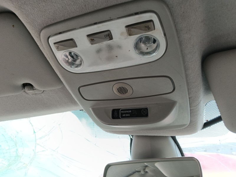 Recambio de luz interior delantera central para renault clio iv (bh_) 1.5 dci 90 referencia OEM IAM 264304513R  