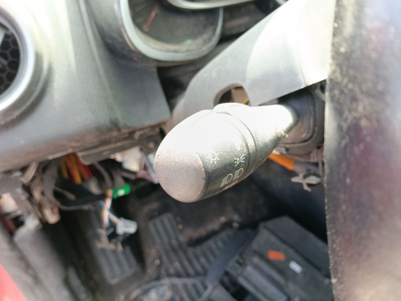 Recambio de mando intermitentes para renault clio iv (bh_) 1.5 dci 90 referencia OEM IAM   