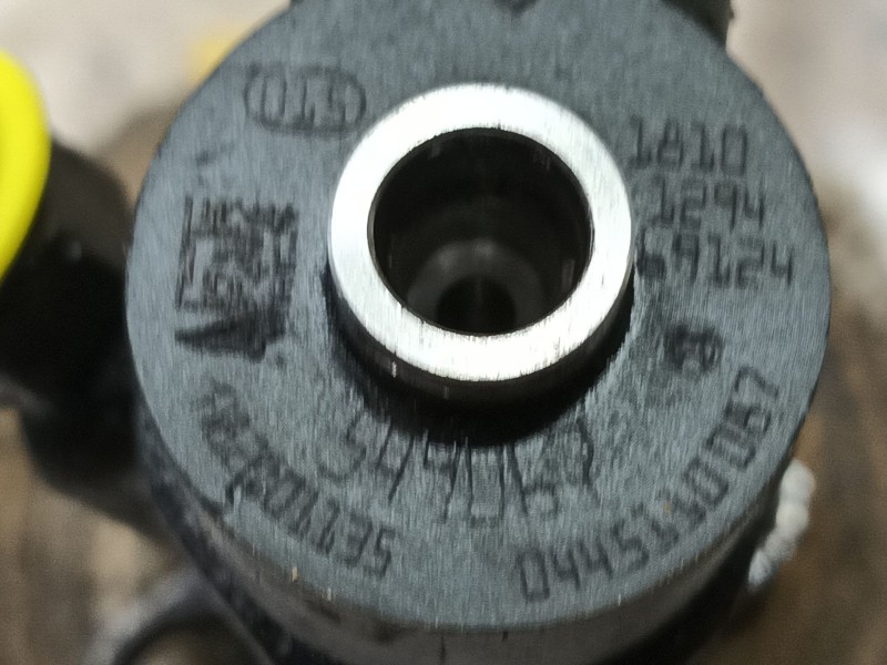 Recambio de inyector para nissan interstar autobús (x70) dci 115 referencia OEM IAM 1660000QAF 0445110087 
