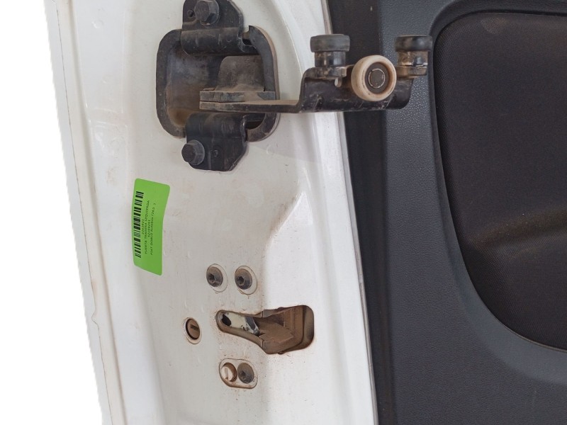Recambio de puerta lateral corredera izquierda para fiat doblo autobús (263_) 1.3 d multijet (263axc1a) referencia OEM IAM   