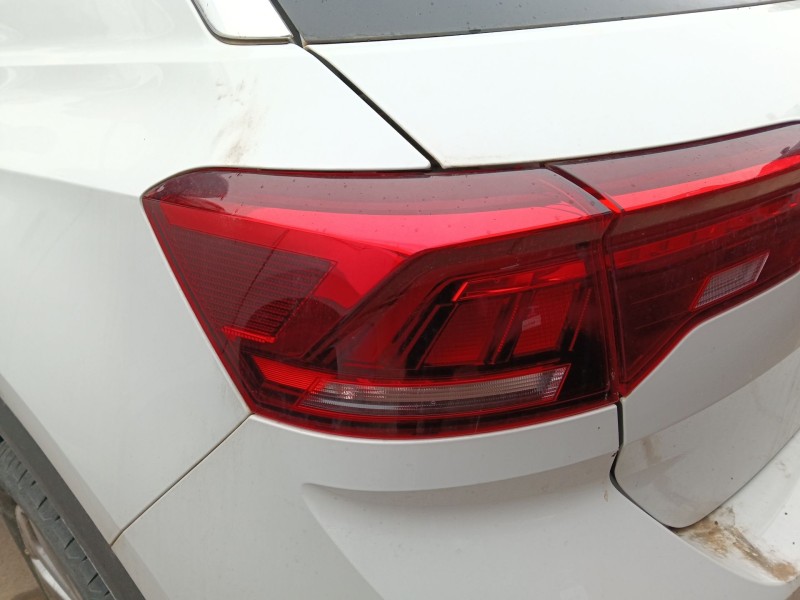 Recambio de piloto trasero izquierdo para volkswagen t-roc (a11, d11) 1.5 tsi referencia OEM IAM 2GA945095C  