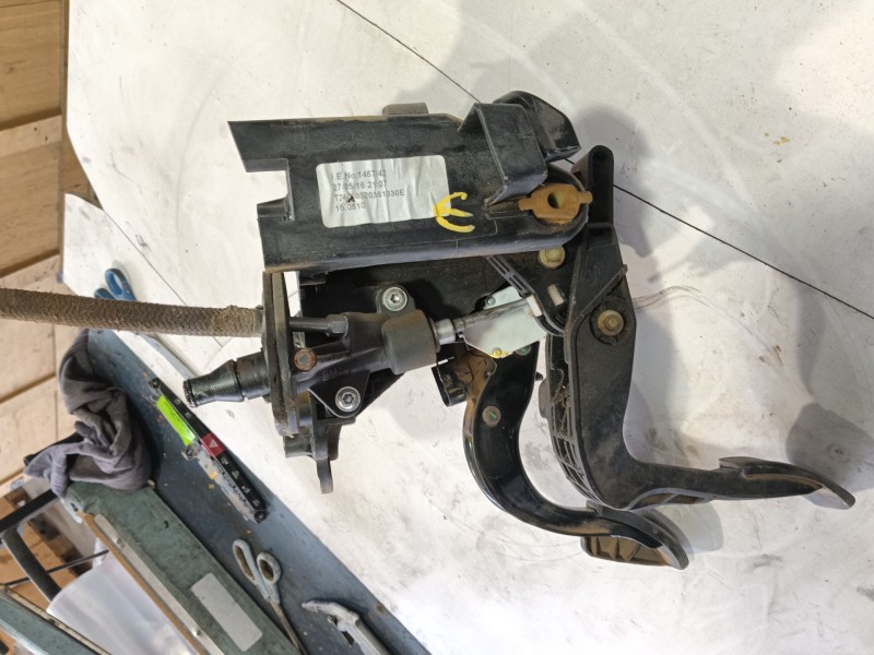 Recambio de pedal freno para fiat doblo autobús (263_) 1.3 d multijet (263axc1a) referencia OEM IAM   