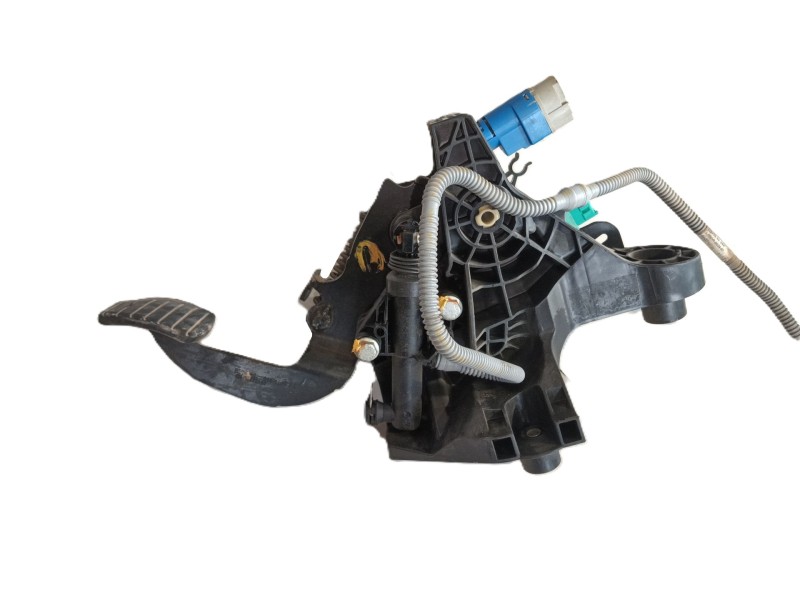 Recambio de pedal embrague para opel vivaro b furgoneta (x82) 1.6 cdti (05) referencia OEM IAM   
