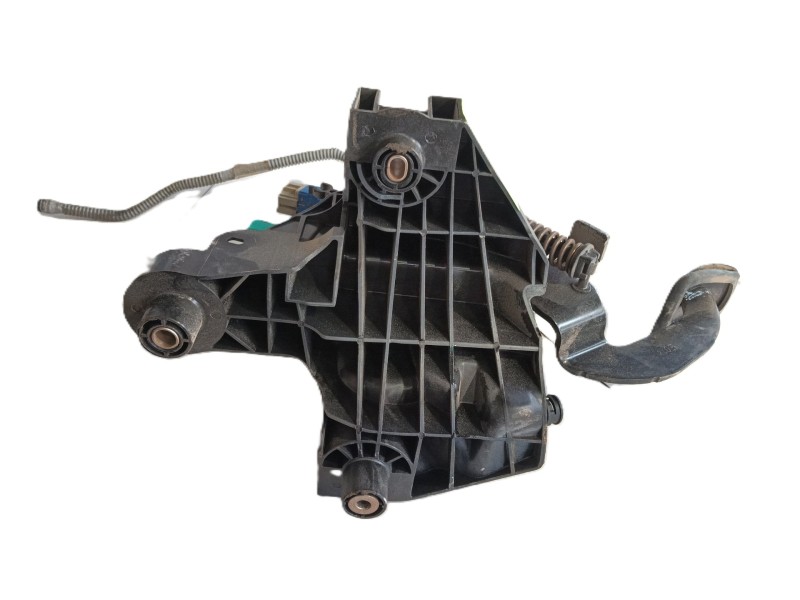 Recambio de pedal embrague para opel vivaro b furgoneta (x82) 1.6 cdti (05) referencia OEM IAM   