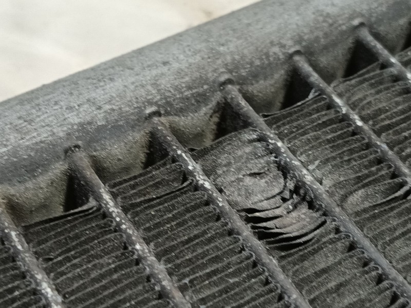 Recambio de condensador / radiador aire acondicionado para renault trafic ii furgoneta (fl) 2.5 dci 135 (fl0d) referencia OEM IA