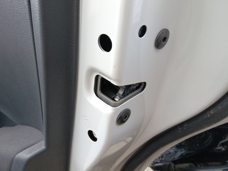Recambio de cerradura puerta trasera derecha para volkswagen t-roc (a11, d11) 1.5 tsi referencia OEM IAM 5TA839016Q  