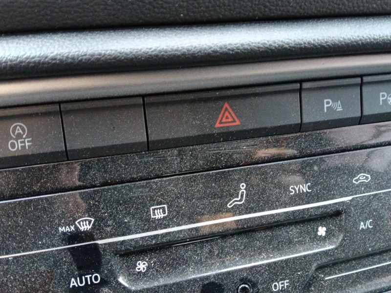 Recambio de warning para volkswagen t-roc (a11, d11) 1.5 tsi referencia OEM IAM 2GA953509ECU  