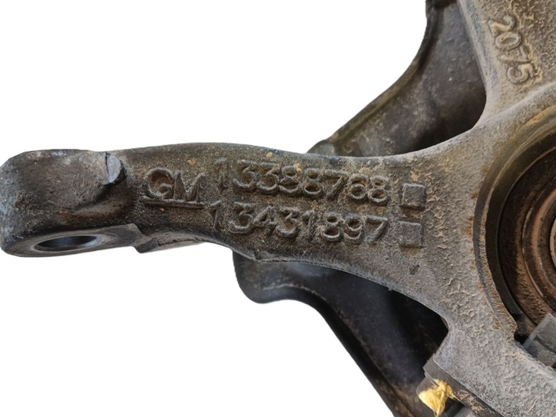 Recambio de mangueta delantera derecha para opel corsa e (x15) 1.4 (08, 68) referencia OEM IAM   
