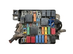 Recambio de caja fusibles delantera para fiat doblo autobús (263_) 1.3 d multijet (263axc1a) referencia OEM IAM    2