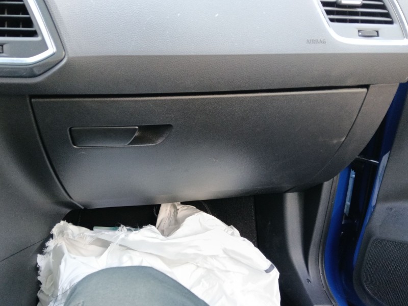 Recambio de guantera para seat ateca (kh7, khp) 1.0 tsi referencia OEM IAM   