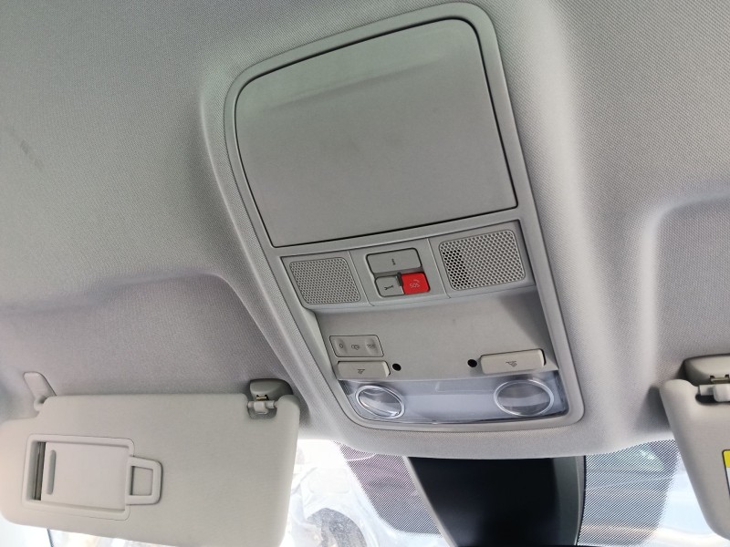 Recambio de luz interior delantera central para seat ateca (kh7, khp) 1.0 tsi referencia OEM IAM   