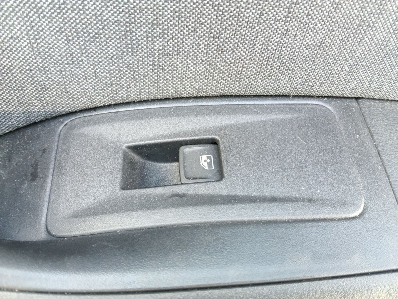 Recambio de mando elevalunas delantero derecho para seat ateca (kh7, khp) 1.0 tsi referencia OEM IAM   