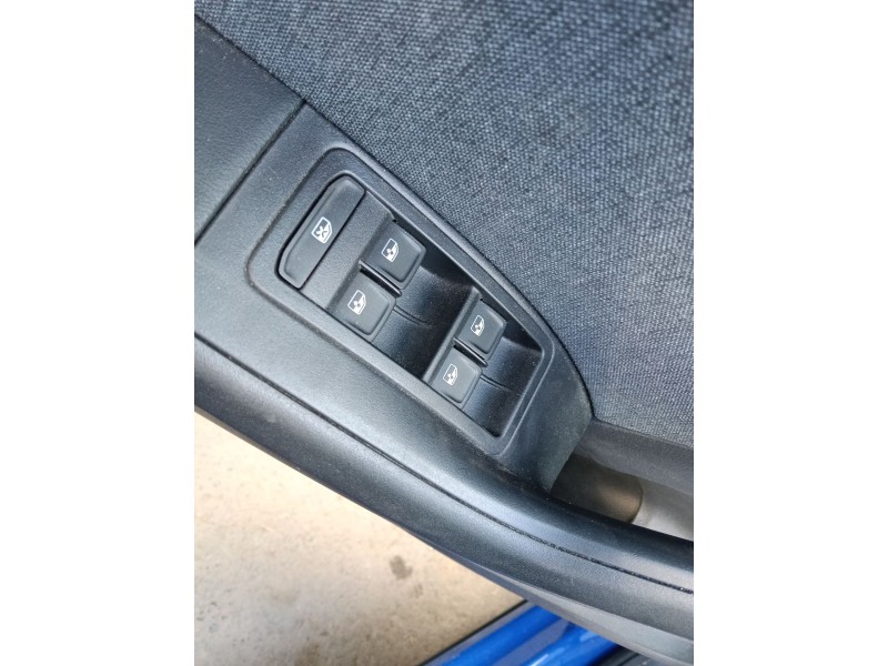 Recambio de mando elevalunas delantero izquierdo para seat ateca (kh7, khp) 1.0 tsi referencia OEM IAM   