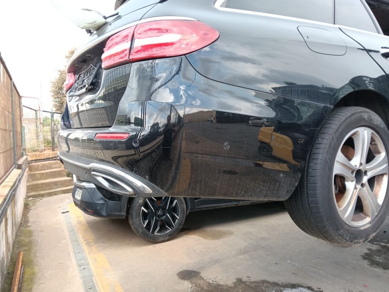 Recambio de paragolpes trasero para mercedes-benz clase e t-model (s213) e 220 d (213.204) referencia OEM IAM 21388525259999  